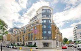 A 2 Standard Bedrooms Flat